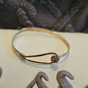 Stunning 925 Sterling Silver Rose Bangle Bracelet